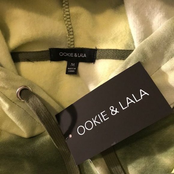 Tuscan Olive Fleece Lined Cotton Blend Cropped Tie Dye Sweatshirt Hoodie - Picture 13 of 14